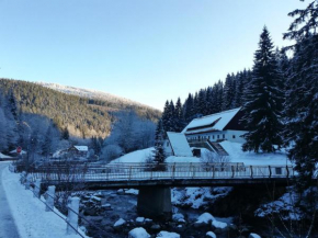 Bouda Pavlovka, Dolní Malá Úpa